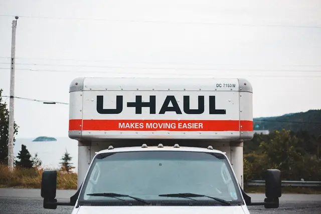 Commercial removal truck